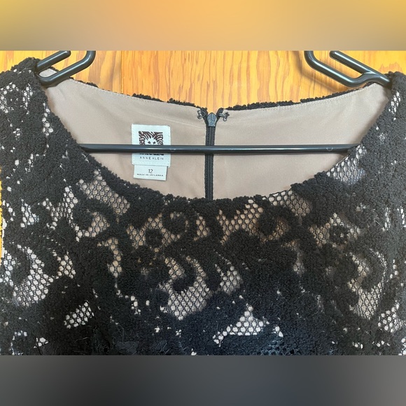 Anne Klein black and nude dress - Picture 3 of 3